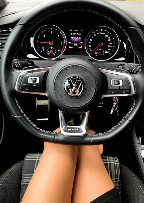 GTI Girl 🙋‍♀️ . 🚗: @sam__jsp . #golf7gti #golf7 #golfgti #golf7r #golfr #vwgirl #cargirl #vwgolf #golf Golf Gti Sport, Vw Golf R Mk7, Golf 5 Gti, Gti Car, Vw Polo Gti, Vw Logo, Golf 7 R, Golf 7 Gti, Golf Girl