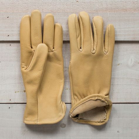 10 Easy Pieces: A Gardener's Essential Toolkit for Spring - Gardenista Gardening Gloves Women, Gardening Gift Baskets, Garden Tool Bag, Garden Tool Rack, Leather Work Gloves, Garden Bags, Garden Tool Shed, Australian Garden, Garden Tool Set