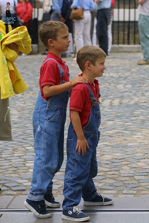 Boys In Overalls, Kids Dungarees, Sketch Reference, Kids Overalls, Boy Cuts, Gesture Drawing, Human Male, Male Photography, Denim Jumpsuit