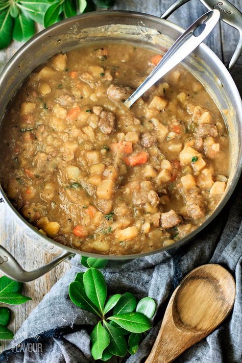 Chunky Beef and Potato Pie: this English meat pie is a hearty comfort food dinner that the whole family will love.  Learn how to make super easy hot water crust pastry and a simple beef stew packed with onions and other veggies. | www.savortheflavour.com #beef #potato #meatpie #english #baking Meatpie English, English Meat Pie, Beef And Potato Pie, Simple Beef Stew, Meat And Potato Pie, English Baking, Hot Water Crust, Hot Water Crust Pastry, Savory Pies Recipes