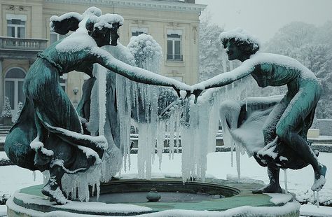 frozen fountain in park Den Brandt, Antwerp~ Arendelle Castle, Thornton Manor, Gay Vampire, Dark Fairy, Character Aesthetics, Hakone, Chronicles Of Narnia, Snow Queen, Fantasy Aesthetic