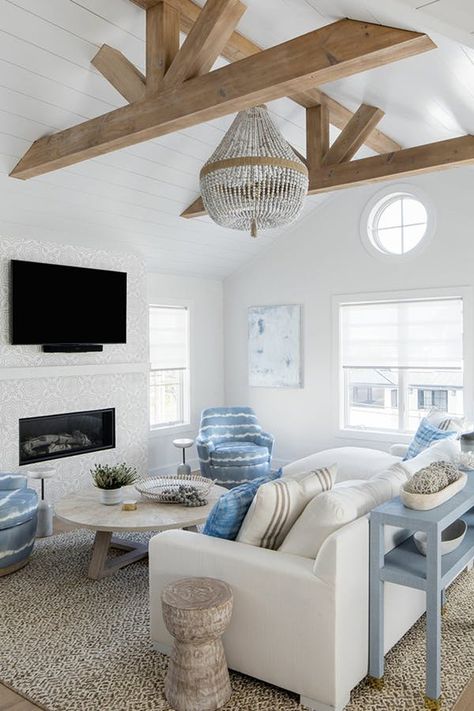 Is Modern Farmhouse Over? Sorta...Here’s What’s Next #purewow #furniture #decor #style #home #shoppable #trends #home picks Room With Beams, Cozy Coastal Living Room, Farmhouse Beach House, Neutral Room Decor, Beach Style Living Room, Living Room New York, Beach House Tour, Coastal Farmhouse Style, Farmhouse Trends