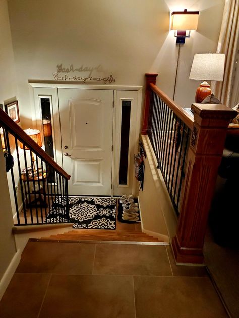 Split Level Entryway Railing, Split Entry Lighting Entryway, Split Entry Decor, Split Level Entry Stairs Railings, Split Level Home Entryway Ideas, Split Level Living Room, Bi Level Remodel, Split Foyer Decorating, Raised Ranch Entryway