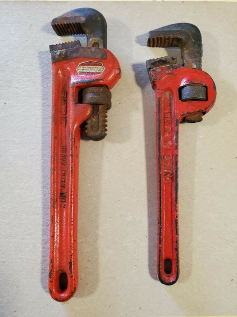 This is a Ridge Tool Company Rigid heavy duty 10" pipe wrench, plus another Chinese-made 8" pipe wrench.  Both work.  Please see the photographs for condition. Pipe Wrench, Adjustable Wrench, Alien Invasion, Metal Working Projects, Wrench Tool, Peeling Paint, Construction Tools, Hardware Tools, Metal Pipe