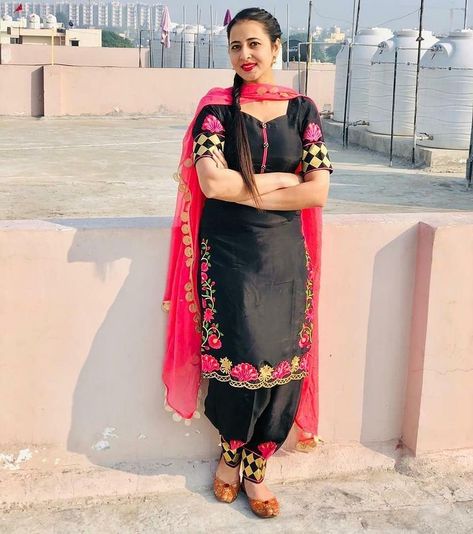 suits patiala shahi ™ on Instagram: “Follow my page @only.suit ✔️ @suit_patiala_shahi Follow admin @suit_patiala_shahi ....🌟🌟🌟🌟🌟 Thnxxxxx for u r support........ 🌟 Dm only hd…” Salwar Pattern, Follow My Page, Indian Suits, Pakistani Suits, Anarkali Suits, Cotton Suits, Suit Style, Punjabi Suits, Designer Suits