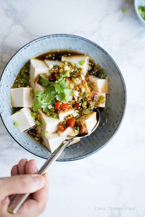 Chinese Tofu Salad | China Sichuan Food Cold Tofu, Vegan Buddha Bowls, Asian Food Photography, Sichuan Food, Tofu Salad, Tofu Dishes, Tofu Recipe, Travel China, China Food