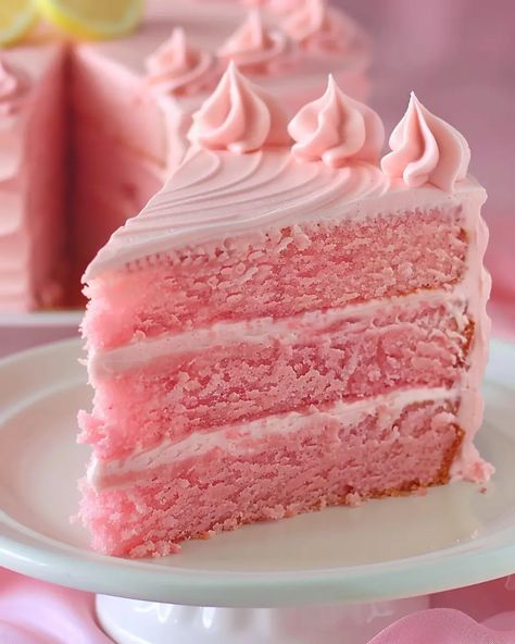 Pink Vanilla Cake, Lemonade Cake Recipe, Pink Lemonade Cake, Pink Velvet Cakes, Lemonade Cake, Tart Cake, Cake Story, Lemon Cream Cheese Frosting, Quick Bites