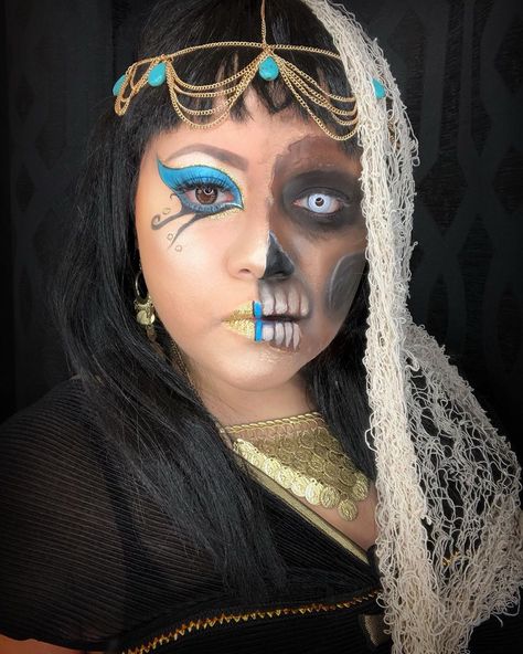 Mummy Face Paint, Mummy Cleopatra, Cleopatra Makeup, Cleopatra Halloween, Bio Products, Egyptian Makeup, Horror Makeup, Tutorials Drawing, Halloween Makeup Tutorial