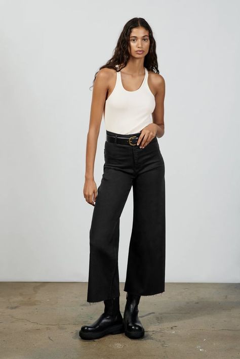 Wide Leg Jeans: Zara ZW The Marine Straight Jeans Straight Jeans Outfit Ideas, Zara Marine Straight Jeans Outfit, Marine Straight Jeans Outfit, Zara Marine Straight Jeans, Marine Straight Jeans, Straight Jeans Outfit, Jeans Outfit Ideas, Affordable Jeans, Types Of Jeans