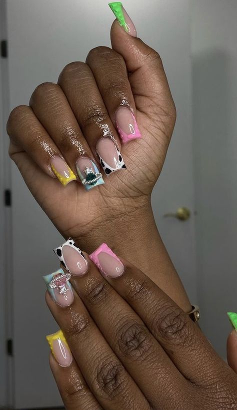 Nail Ideas Acrylic Basic, Shortie Nails Designs, Dump Nails, Junk Nails Short, Short Junk Nails, Short Freestyle Nails, Acrylic Nail Designs Classy, Acrylic Nail Set, Hard Nails