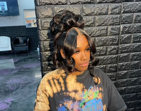 90s Curly Updo Black Women, Pretty Updos For Black Women, Prom Hairstyles For Black Women Updos, Updo Frontal Hairstyles, 90s Updo Black Women, Updo Black Women, Messy Updo Black Women, Frontal Updo Hairstyles, Updo With Bang