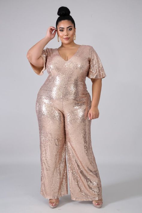 Plus Size Sequin Jumpsuit, Glam Jumpsuit, Plus Size Leather Pants, Jumpsuit Ideas, Rustic Dresses, Embellished Jumpsuit, Plus Jumpsuit, Sequin Jumpsuit, Big Girl Fashion