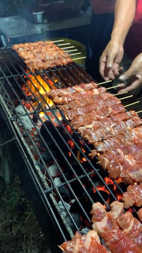 Street Food Snap, Filipino Pork Bbq, Filipino Bbq, Food Filipino, Bbq Side Dishes Recipes, Afghan Food Recipes, Pork Bbq, Food Snap, Bbq Side Dishes