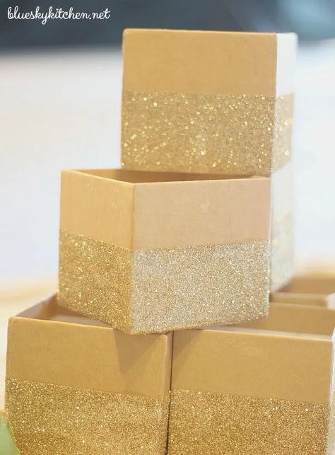 How to Make the Cutest, Glittery Gift Boxes for favors, hostess gifts or to decorate your home for the holidays. Easy DIY with glitter and washi tape. Decorated Gift Boxes Ideas, Decorating Gift Boxes, How To Decorate A Box Gift, Decorate Boxes Ideas, Decorate Gift Boxes, Wood Box Design, Glitter Gifts, Diy Holiday Decor, Home For The Holidays