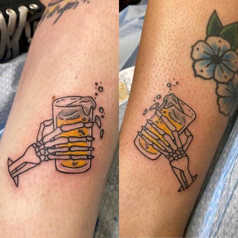 Tattoo Amigas, Matching Cousin Tattoos, Brothers Tattoo, Pair Tattoos, Beer Tattoos, Maching Tattoos, Cousin Tattoos, Matching Friend Tattoos, Small Matching Tattoos