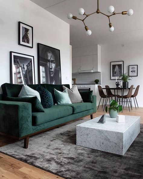 Green Sofa Living, Living Room Designs Small Spaces, Stunning Interior Design, Living Room Red, Tapis Design, Living Room Scandinavian, Scandinavian Living, Living Room Green, Living Room Grey