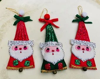 Christmas felt sequin | Etsy Christmas Ornaments Felt, Santa Claus Ornaments, Felt Ornaments Diy, Felt Crafts Christmas, Vintage Christmas Decor, Felt Ideas, Christmas Felt, Christmas Tree And Santa, Felt Christmas Decorations