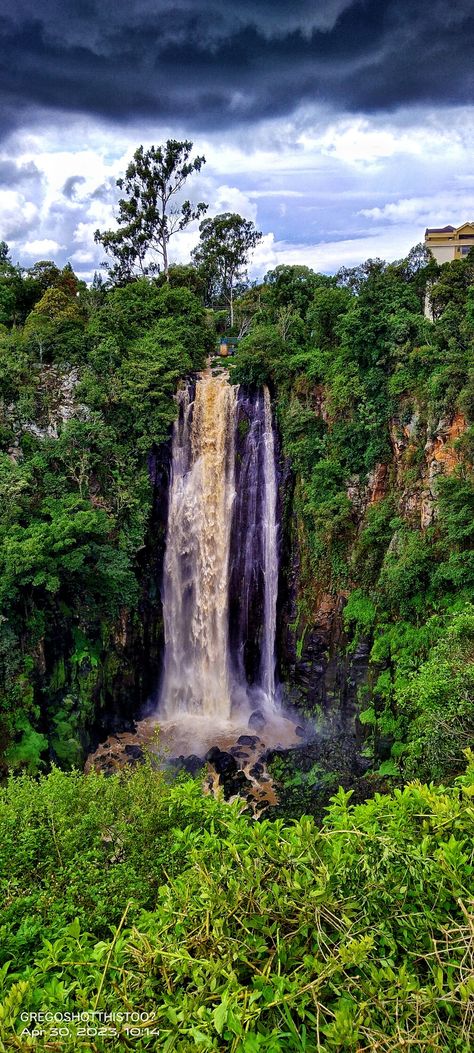 Waterfall 🔥 Mombasa Kenya Aesthetic, Nairobi Kenya Aesthetic, Kenya Aesthetic, Kenya Trip, Africa Countries, Travel Kenya, African Nature, Mombasa Kenya, Nature Destinations