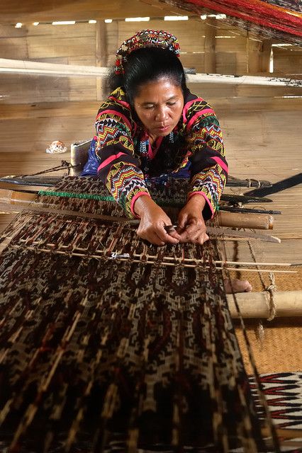 Philippine Weaving, Filipino Weaving, Philippine Textile Art, Filipino Textiles Patterns, Philippines Weaving, Filipino Fabric Textiles, Indigenous Philippines, Inabel Weaving Of Ilocos, Ilocos Norte