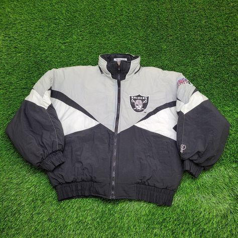 Vintage Raiders Jacket and NFL Football Jersey! Perfect for sports fans and collectors 🏈🔥 #Vintage #NFL #Raiders #Football #Collectibles Vintage Nfl Jersey, Los Angeles Raiders, Nfl Raiders, Nfl Vintage, Raiders Football, Nfl Jersey, Vintage Los Angeles, Vintage Sportswear, Sportswear Fashion