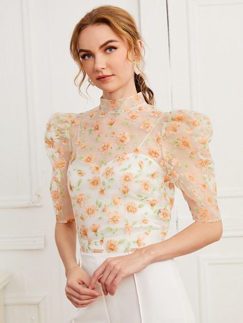 Organza Tops Designs, Beautiful Top Designs, Organza Sleeves Design, Organza Tops Blouses, Organza Blouse Designs, Print Blouse Design, Organza Tops, Organza Kurti, Simple Frock