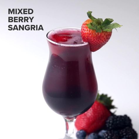 Strawberry Lemonade Sangria, Pineapple Sangria, Lemonade Sangria, Berry Sangria, Longhorn Steakhouse, Veggie Fries, Lemon-lime Soda, Peach Sangria, Sangria Recipe