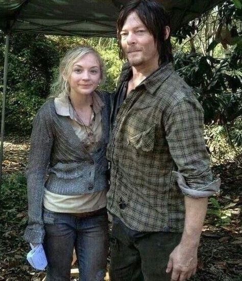 Norman Reedus Emily Kinney, Daryl Beth, Saddle Tramp, Beth Greene, Twd Funny, Twd Cast, Emily Kinney, Walking Dead Daryl, Walking Dead Cast