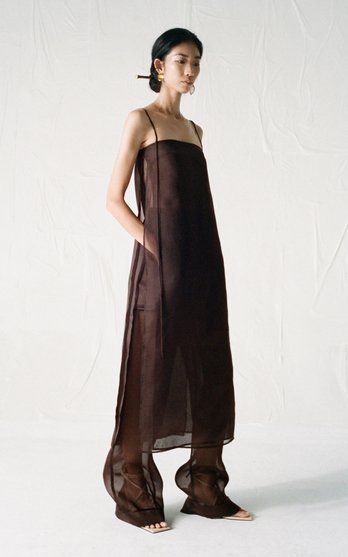 Silk Organza Dress, Mode Punk, Kleidung Diy, Organza Dress, Silk Trousers, Silk Organza, Mode Inspo, Ao Dai, Looks Style