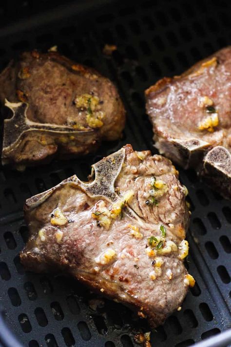 minced garlic covered air fryer lamb chops Lamb Loin Recipes, Grilled Lamb Recipes, Lamb Loin Chop Recipes, Grilled Lamb Chop Recipes, Roasted Lamb Chops, Cooking Lamb Chops, Lamb Roast Recipe, Lamb Chops Recipe, Lamb Tagine