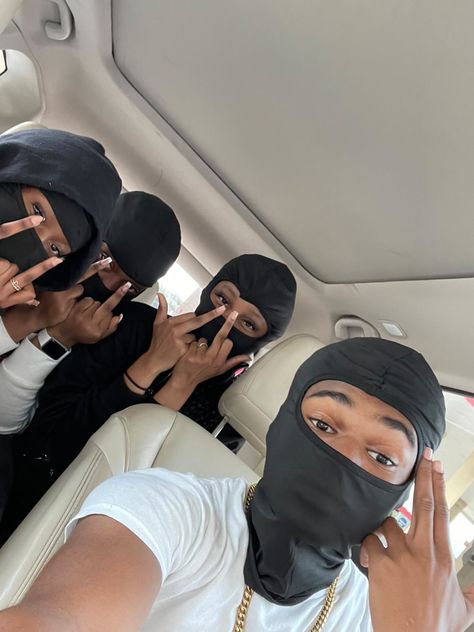 meech thug bmf gangster boutthatlife Friend Group Pictures, Thug Girl, Images Hello Kitty, Friendship Photoshoot, Go Best Friend, Gangster Girl, Best Friend Outfits, Swag Girl Style, Best Friends Shoot