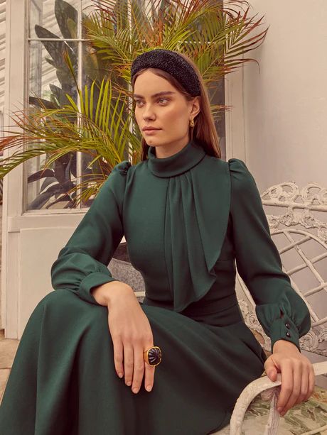 Modest Silk Dress, Claire Mischevani, Coat Dresses, Forest Dress, Beautiful Sleeves, Old Money Outfits, Bridesmaid Inspiration, Side Chest, Chloe Dress