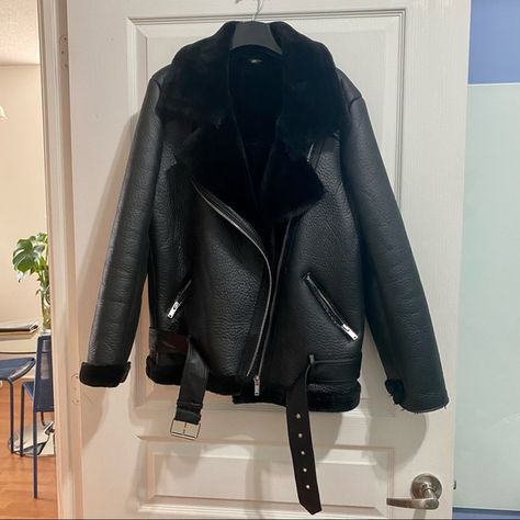 ZARA Women Double Faced Faux Leather Biker Jacket, size XL, Black, NEW $159 Dump Ideas, Faux Leather Biker Jacket, Zara Shorts, Leather Biker Jacket, Leather Vest, Zara Jackets, Body Style, Leather Jackets, Leather Coat