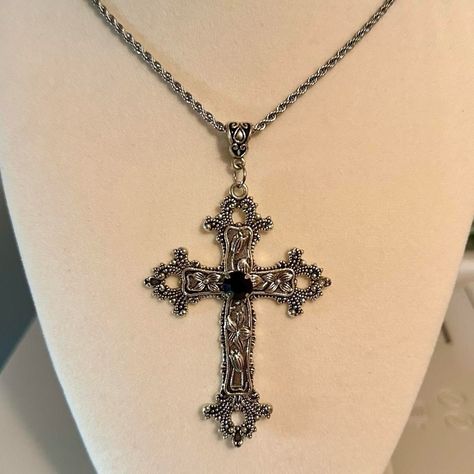 Gothic Black Crystal Cross Charm Necklace Floral Design Big Punk Goth Silver Tone Cross Statement Floral Cross Pendant Stainless Steel Silver Tone Necklace With Floral Design Cross *Chain Length: 45cm, 50cm Or 60cm.(Let Me Know Which One Would You Like).(-: *Cross Size: 7x5cm. *Cross Material: Zinc Alloy. Will Ship Next Day Or Same Day If Possible. Make A Bundle Of 2 Or More Items And Save $2 (Message Me First!) #Gift#Handmadenecklace #Gothiccross #Rosary #Crossnecklace Gothic Cross Necklace Han Black And Silver Cross Necklace, Antique Cross Necklace, 90s Cross Necklace, Silver Necklaces Chain, Big Silver Cross Necklace, Cross Necklace Goth, Gothic Rosary Necklace, Silver Goth Jewelry, Mall Goth Jewelry