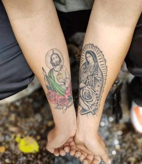 Mexican Culture Tattoo, Mexican Tattoo For Women, A Small Tattoo, The Virgin Of Guadalupe, Tattoos For Moms, Mexico Wallpaper, Fireplace Tv Wall Decor, Stomach Tattoos Women, Rose Tattoos For Women