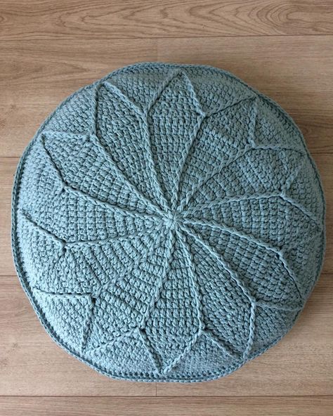 Grandma's Square Crochet Pillow crochet, crochet patterns, crochet patterns free, crochet hair styles, crochet projects, crochet blanket, crochet projects easy, #häkeln #haken #crochetpatterns #knittingpatterns #crochet Crochet Round Pillow Patterns Free, Round Cushion Crochet Pattern, Crochet Circle Pillow Pattern Free, Crochet Round Pillow Cover, Crochet Pillow Round, Crochet Round Pillow Pattern Free, Crochet Round Pillow, Crochet Pillow Case Pattern, Crocheted Pillows