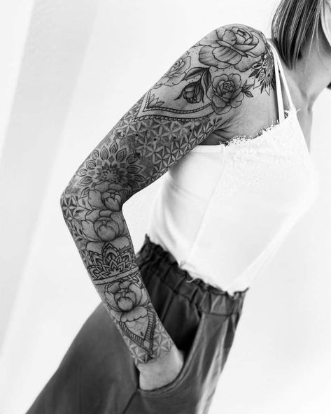 Unisex Sleeve Tattoo Ideas, Tatoos Woman Sleeve Ideas, Timeless Sleeve Tattoo, Mandela Tattoo Sleeve Women, Mandala Flower Sleeve Tattoo, Feminine Japanese Sleeve, Cohesive Tattoo Sleeve, Geo Floral Tattoo, Women’s Arm Sleeve Tattoos