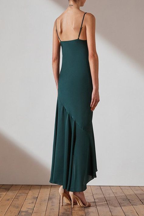 Luxe Bias Asymmetrical Slip Dress | Emerald | Cocktail Dresses | Shona Joy – Shona Joy International Emerald Cocktail, Unusual Dresses, Trip Outfit, Jewel Dress, Dress Stylish, Cocktail Dress Wedding, Moda Retro, Shona Joy, Flapper Style