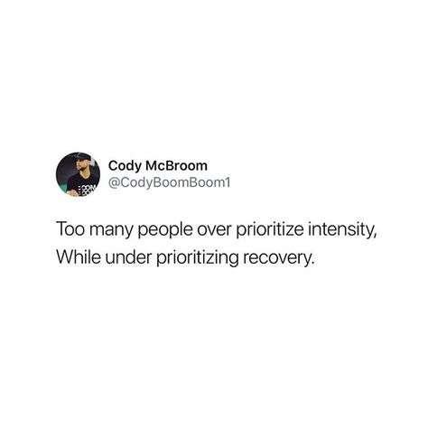 Are you glorifying intensity?! 😵 While seriously ignoring recovery protocols? ________ More often than not, lack of recovery is what holds many people back from seeing results. There are MANY things that contribute to this: 😴 Lack of Sleep 🥦 Under Eating Calories 🥩Poor Macronutrient Prescription (Over Doing Protein, Under Doing Carbs) 🏋🏻‍♂️Training Too Hard, Too Often 🏃🏻‍♂️Training Low Intensity, For Far Too Long Per Session ________ SO many people fall into these categories, it’s scary. Eat Your Protein Quotes, Protein Quotes, Aa Quotes, Singles Night, Lack Of Sleep, So Many People, Carb Diet, Training Program, News Blog