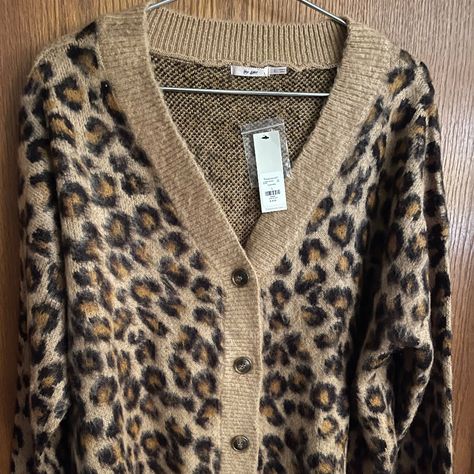 Mi Ami Francesca’s Cheetah Leopard Print New Tags. Size Women’s Large. Feel Free To Ask Any Questions. Thank You For Looking. Cheetah Cardigan, Austin Moon, Leopard Hoodie, Leopard Print Cardigan, Hoodie Outfit, Black Tan, Black And Tan, Austin, Leopard Print