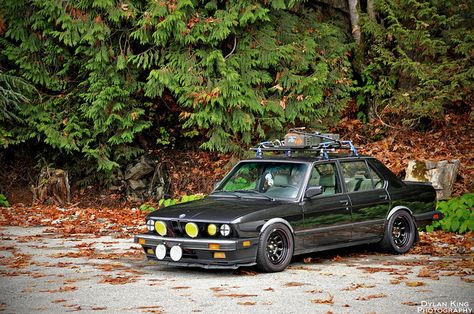 Ian's BMW e28 535is | Flickr - Photo Sharing! E28 Bmw, Bmw E12, Volkswagen 181, Bmw E9, Bmw E28, Touring Car Racing, Bmw Classic Cars, Bmw E34, Bmw Classic