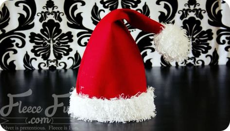 Santa Hat Tutorial, Diy Santa Hat, Fleece Hat Pattern, Santa Hat Pattern, Hat Tutorial, Free Pdf Pattern, Diy Hat, Noel Christmas, Holiday Projects