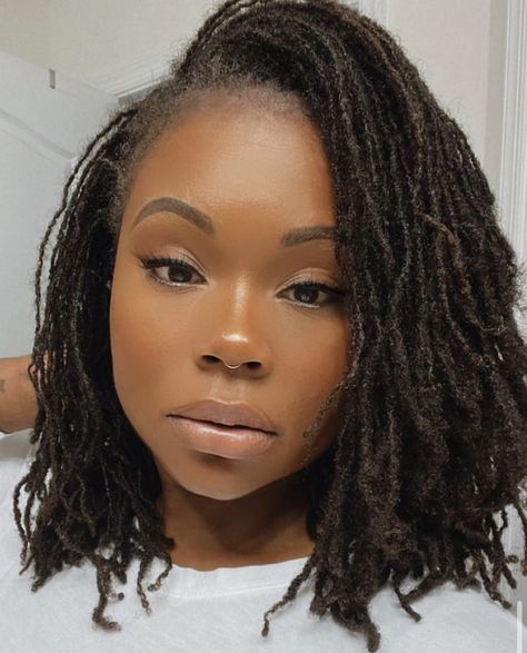 Layered Locs, Locs Black Women, Tight Curly Hair, Traditional Locs, Faux Loc, Sisterlocks Styles, Tapered Hair, Beautiful Dreadlocks, Short Locs Hairstyles