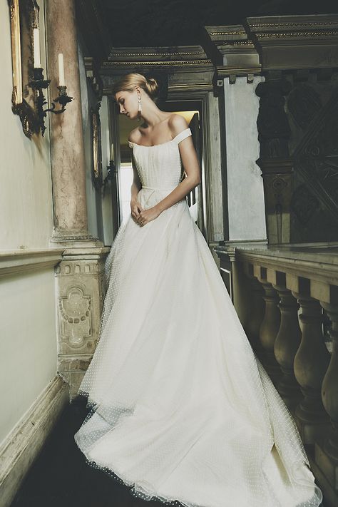 The Phillipa Lepley 2019 Wedding Dress Collection Phillipa Lepley, British Wedding Dresses, Dresses Couture, British Wedding, Couture Wedding Dresses, Feminine Wedding, Wedding Dress Collection, Exquisite Gowns, Luxury Wedding Dress