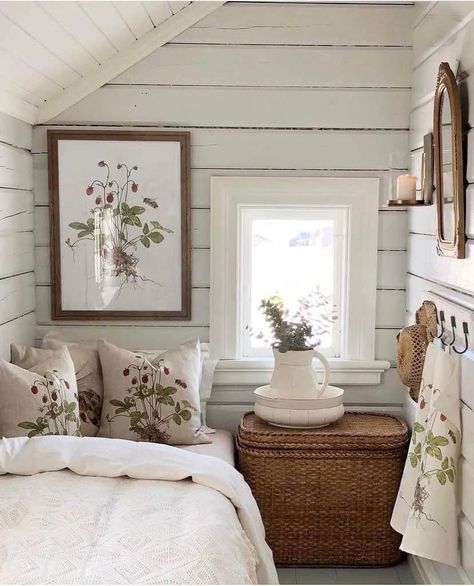 Hygge Home, White Living, Cozy Farmhouse, Bedroom Goals, Small Living, Cottage Decor, Home Decor Inspiration, Cozy House, Home Interior