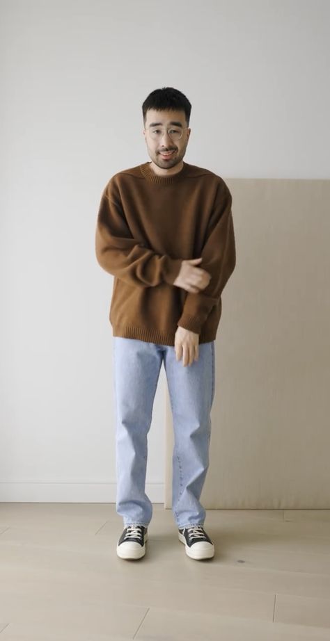 Male Sweater Outfit, Tim Dessaint, Japan Autumn Outfit, Oversize Outfits, Casual Look For Men, Millennial Style, Japan Autumn, Male Outfit, Male Sweaters