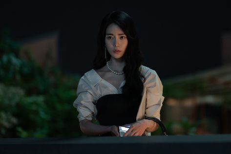 Lim Ji Yeon Money Heist, The Glory Lim Ji Yeon, The Glory Kdrama Yeon Jin, Lim Ji Yeon The Glory Outfit, Shin Ye Eun The Glory, The Glory Outfit Kdrama, The Glory Kdrama Outfit, Lim Ji Yeon The Glory, The Glory Yeon Jin