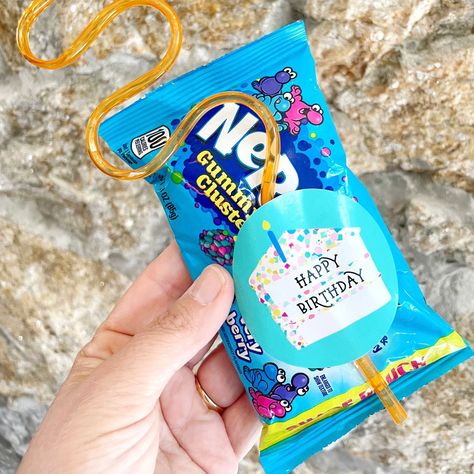 It’s time for Part 3 of student birthday gift ideas for teachers! This one is a super easy one! I took a bag of candy and attached a silly straw with my sticker! Easy and fun! Classroom Birthday Gifts, Student Birthday Gifts, Bag Of Candy, Gift Ideas For Teachers, Coaches Wife, Student Birthdays, Ideas For Teachers, Classroom Birthday, Class Gift