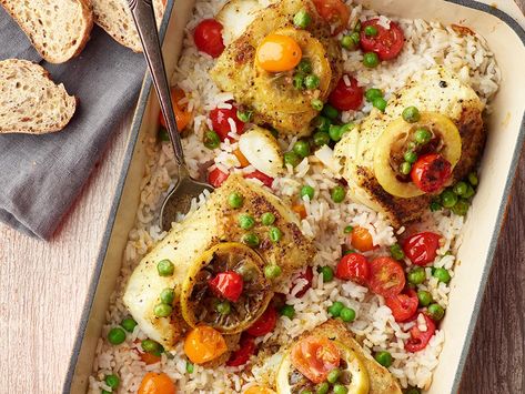 Baked Fish And Rice Recipes, Cod And Rice Recipes, Fish Tray Bake, Lemon Cod, Rice And Tomatoes, Oven Baked Rice, Fish Entrees, Tomato Rice, Baked Rice