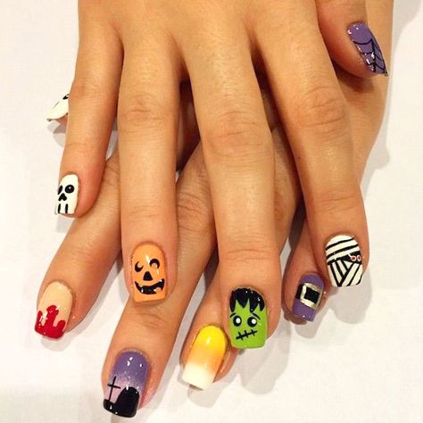 10 Must-Follow Nail Artists for Spooky Halloween Looks Halloween Nails For Kids, Halloween Acrylic Nails, October Nails, Nail Blog, Blue Nail Art, Holiday Nail Art, Nails For Kids, New Nail Art, Halloween Nail Designs