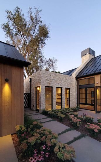 Colorado House, Stil Industrial, Casas Coloniales, التصميم الخارجي للمنزل, Casa Exterior, Have Inspiration, Colorado Homes, Design Exterior, Reno Ideas